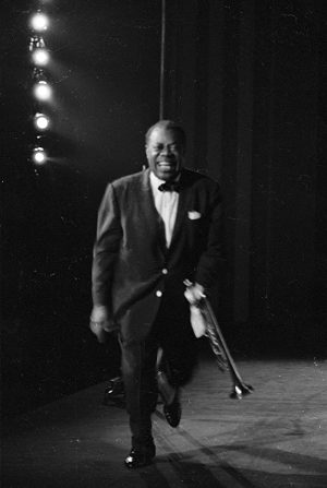فيلم Louis Armstrong’s Black & Blues 2022 مترجم اون لاين